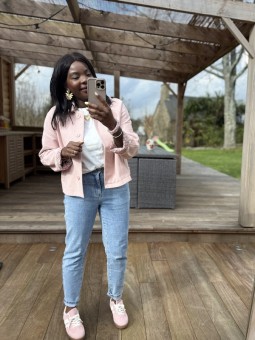 Trench court Alexia rose